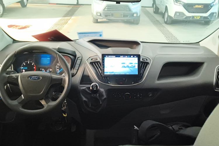 Used Ford Transit 2020 2.0T Diesel Multi-Function Commercial Vehicle Mid-Chassis Low-Roof Design with Dual Rear Doors Meeting China VI Emission Standards Center Console