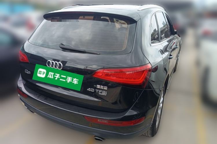 Used Audi Q5 2013 40 TFSI Technology Edition Rear Right 45 Deg