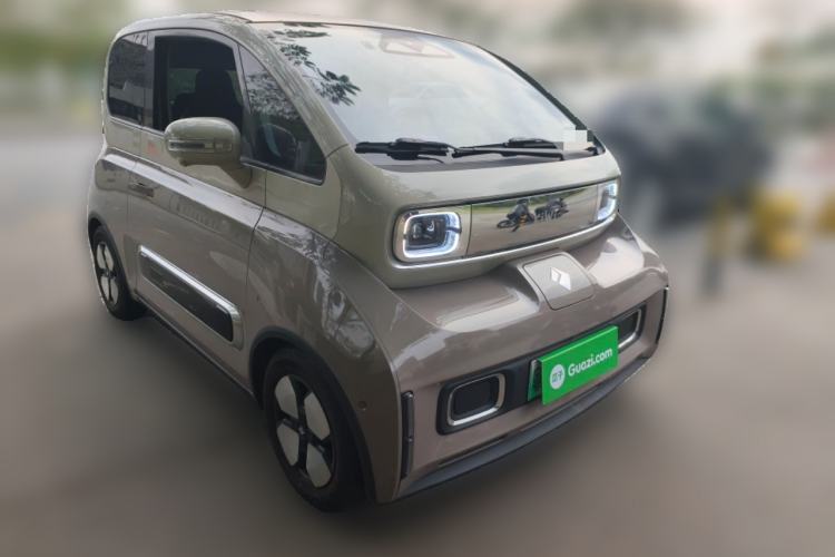 Used Baojun KiWi EV 2023 DJI Edition Lithium Iron Phosphate Front Right 45 Deg