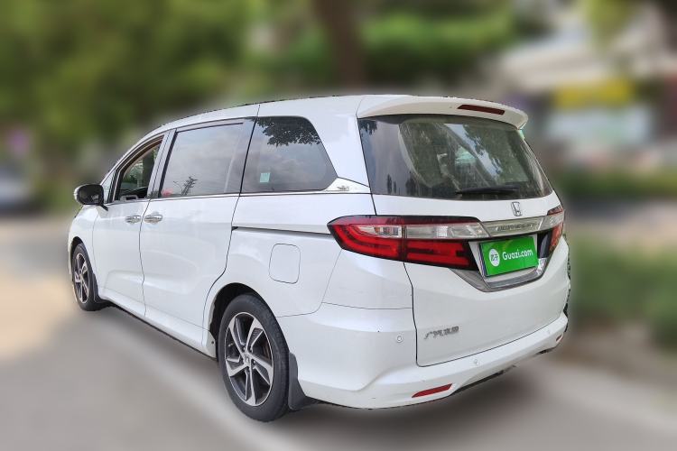 Used Honda Odyssey 2015 Revised 2.4L Luxury Edition Rear Left 45 Deg