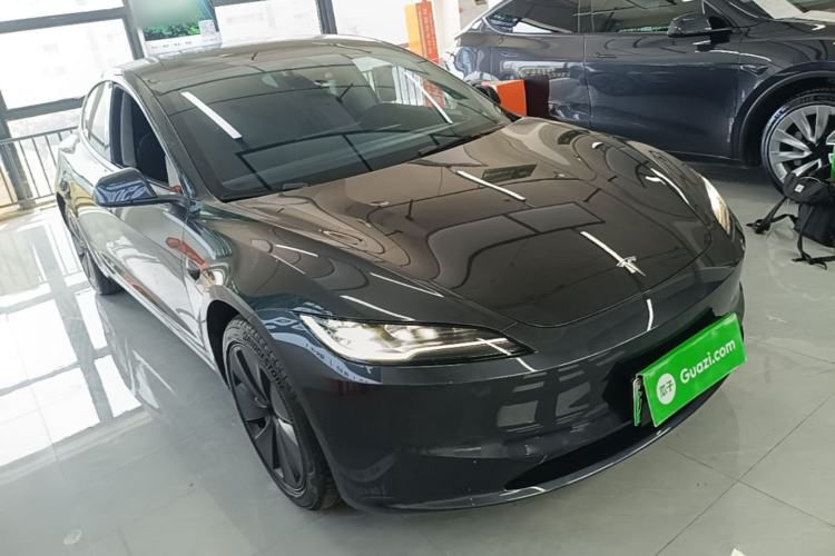 Used Tesla Model 3 2023 Long-Range All-Wheel-Drive Version