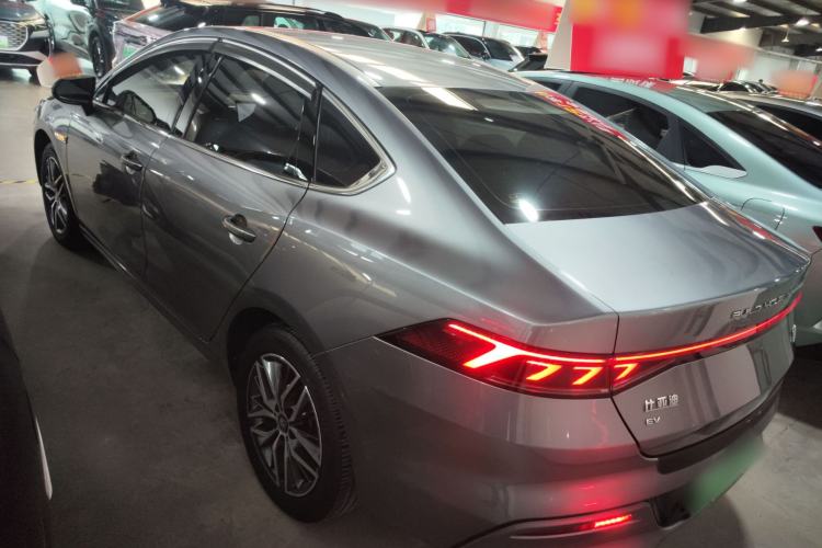 Used BYD Qin PLUS 2024 Honor Edition EV 510KM Leading Model
