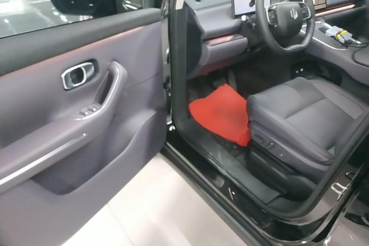 Used Leapmotor C16 2026 All-Electric 630 LiDAR Zhizun Edition 6 Seats
