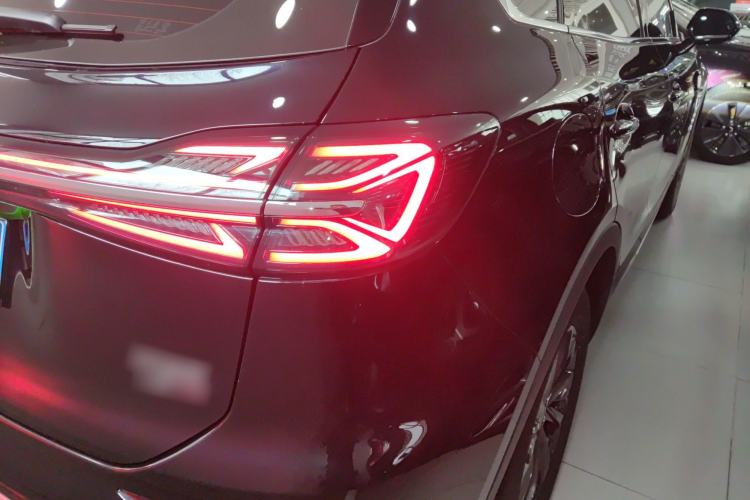 Used Hongqi HS5 2026 Model 2.0T Two-Wheel Drive Qi Xiang Pro Edition