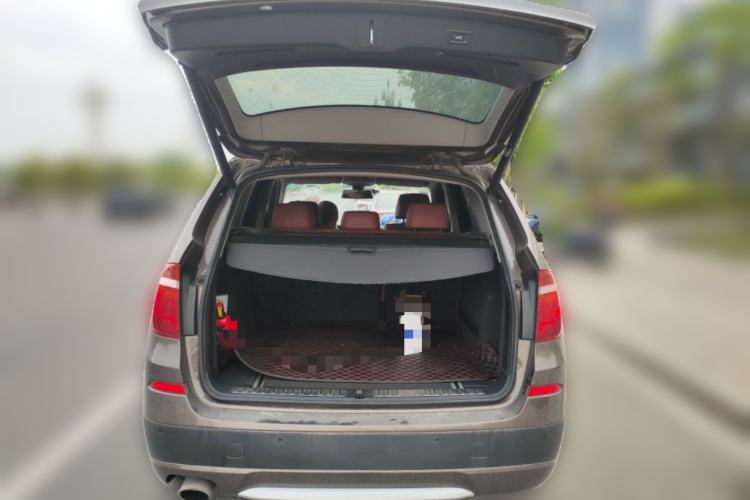 Used BMW X3 2013 Facelifted xDrive20i Luxury Edition Trunk