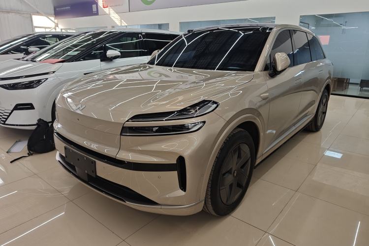 Used ONVO Luxeed L90 2025 Model—Max Six-Seater Version