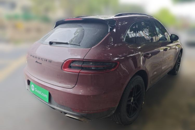 Used Porsche Macan 2017 Macan 2.0T Rear Right 45 Deg