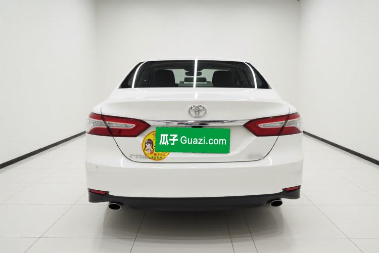 Used Toyota Camry 2019 2.0G Luxury Edition China VI Standard Rear