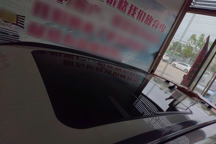 Used CHANGAN OSHAN X5 2022 Sport Edition 1.5T DCT Hurricane Sonic Roof