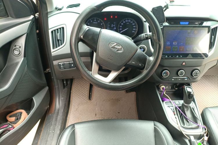 Used Hyundai ix25 2015 1.6L Automatic Two-Wheel Drive Smart GLS Trim Steering Wheel