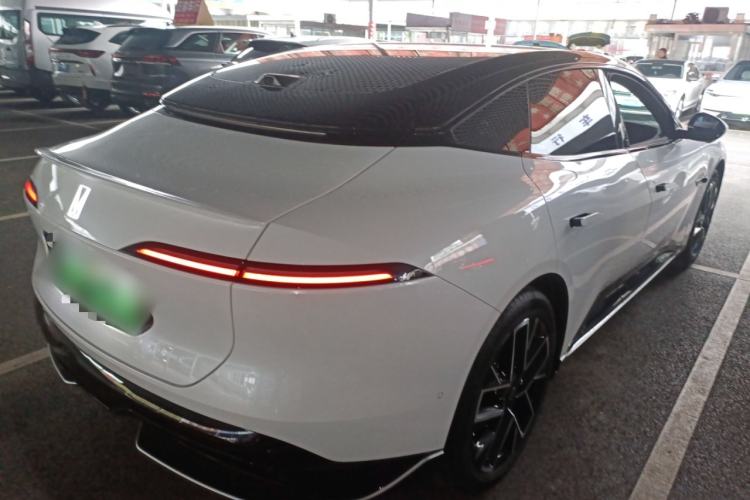 Used Avatr 06 2025 Max All-Electric Version