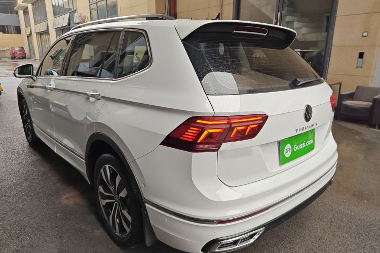 Used Volkswagen Tiguan L 2023 330TSI Automatic Two-Wheel Drive R-Line Flagship Edition Rear Left 45 Deg