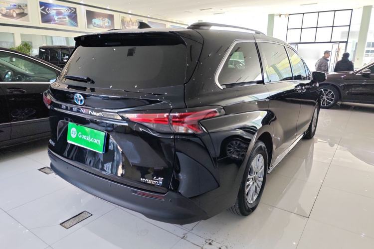 Used Toyota SIENNA 2021 2.5L Hybrid Comfort Edition Rear Right 45 Deg