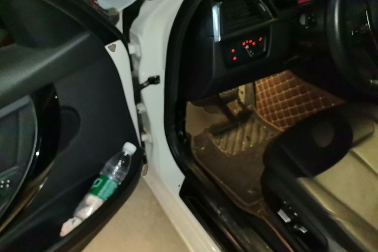 Used BMW 3 Series 2017 318Li Fashion Model Driver Seat