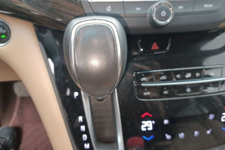 Used Buick GL8 2017 ES 28T Flagship Model China V Standard