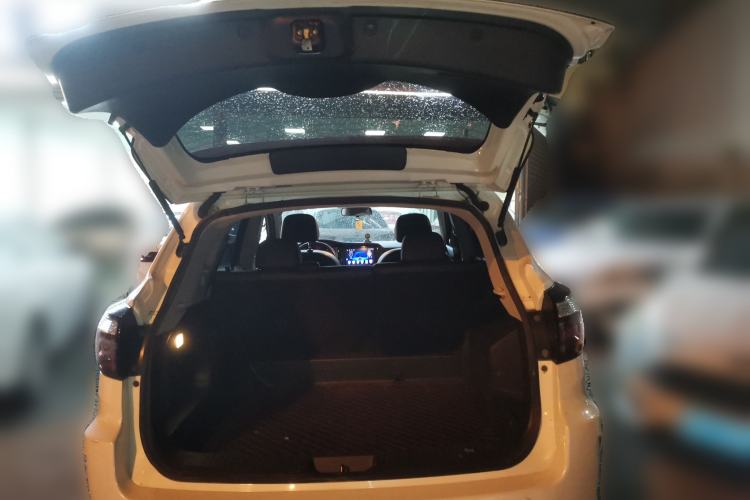 Used Venucia T70 2018 2.0L CVT Smart Enjoyment Version