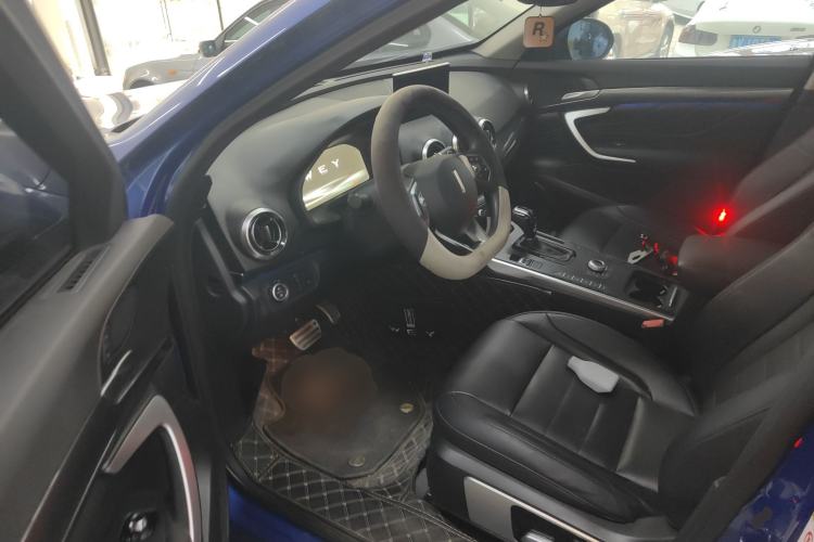 Used Wey VV7 2017 2.0T Flagship Model
