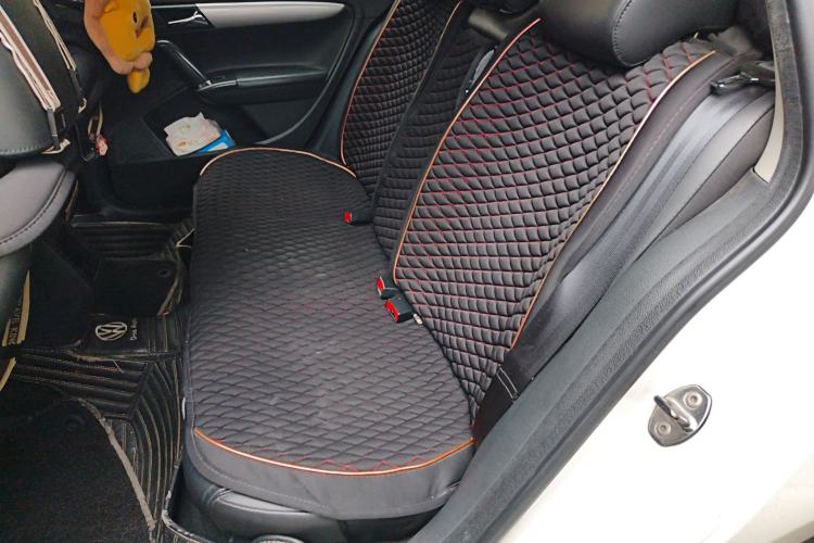 Used Volkswagen Gran Lavida 2014 1.6L Automatic Sport Edition Left Rear Seat