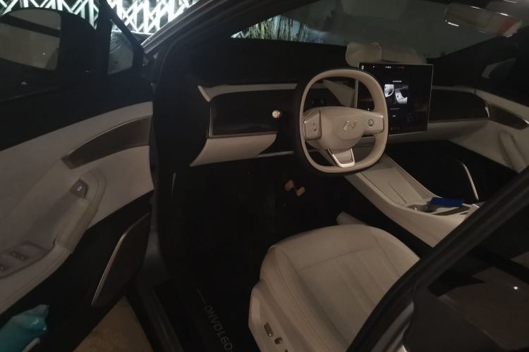 Used ONVO L60 2024 60 kWh Rear-Drive Version