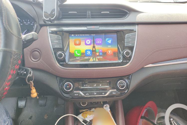 Used CHANGAN Lingxuan 2017 1.6L Manual Happiness Edition Audio And AC Panel