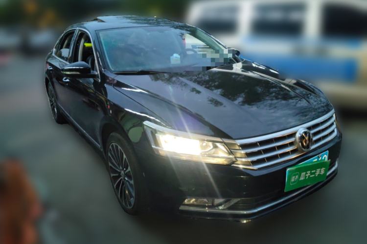 Used Volkswagen Passat 2017 330TSI DSG Prestige Edition Front Right 45 Deg