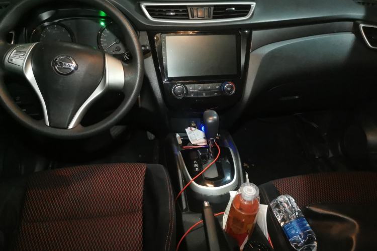 Used Nissan Qashqai 2016 1.2T CVT Fashion Edition Center Console