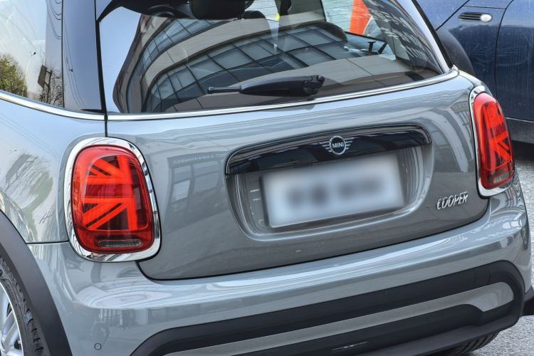 Used MINI MINI 2022 1.5T COOPER Classic Edition