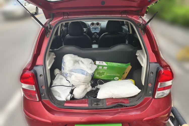 Used Nissan March 2010 1.5L Automatic Easy-Style Version Trunk