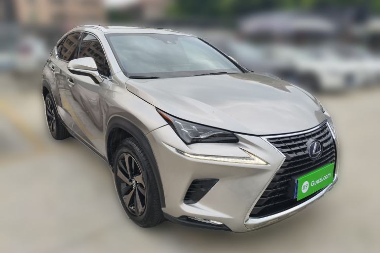 Used Lexus NX 2020 300h Front-Drive FENGSHANG Version China VI Standard Front Right 45 Deg