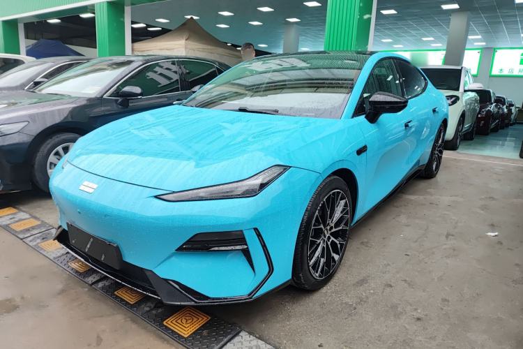 Used Geely Galaxy E8 2024 620 km All-Wheel-Drive Starship Performance Edition