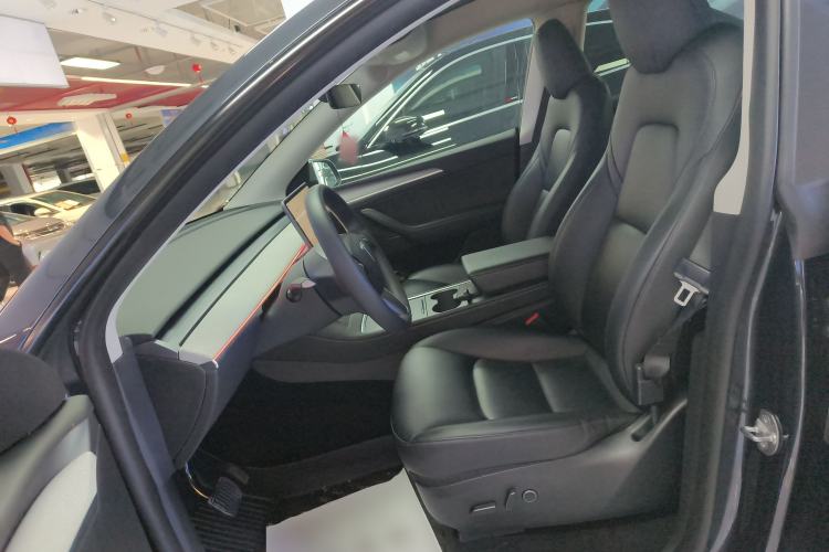 Used Tesla Model Y 2024 Rear-Wheel-Drive Version Left Front Seat