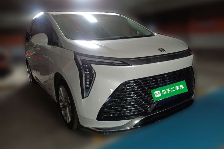 Used Buick Century 2023 2.0T Six-Seater Yinshi Edition Front Right 45 Deg