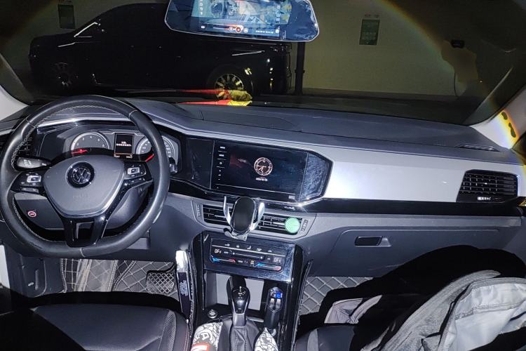 Used Volkswagen Tayron 2020 330TSI Two-Wheel Drive Luxury Smart Connectivity Version