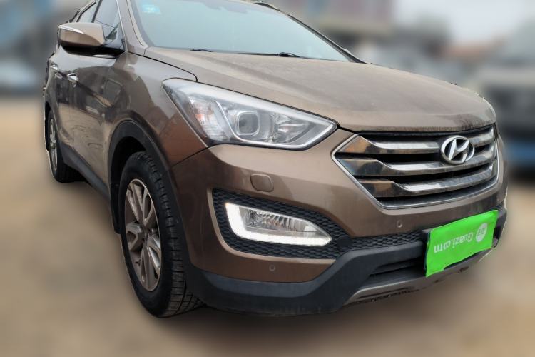 Used Hyundai Santa Fe 2013 Revised Version 2.0T Automatic All-Wheel Drive Top-Tier Trim