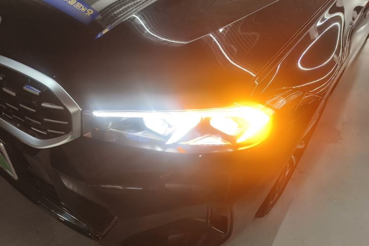 Used BMW 3 Series 2025 325Li M Sport Package Left Front Headlight