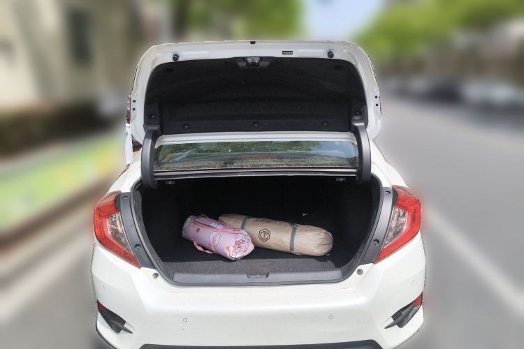 Used Honda Civic 2016 220TURBO CVT Prestige Edition
