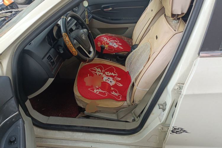 Used BAIC Senova D50 2014 1.5L manual standard version