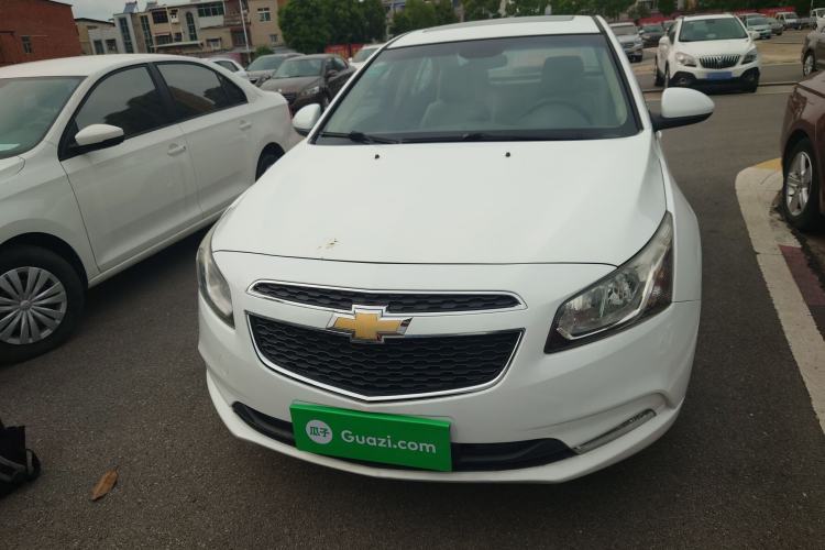 Used Chevrolet Cruze 2015 1.5L Classic SE MT Front