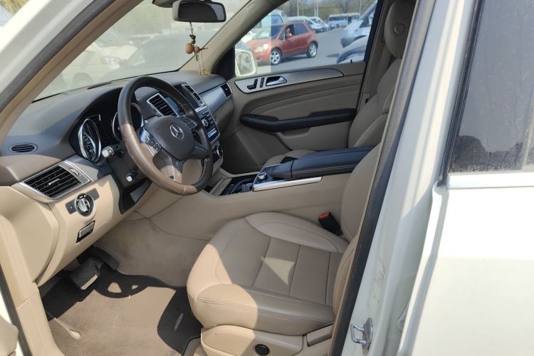 Used Mercedes-Benz M-Class 2012 ML 300 Left Front Seat