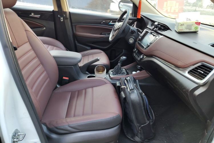 Used Changan Lingxuan 2017 1.6L Manual Happiness Edition
