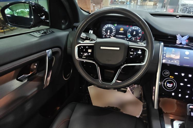 Used Land Rover Discovery Sport 2022 249 PS Metropolitan Edition 5 Seats Steering Wheel