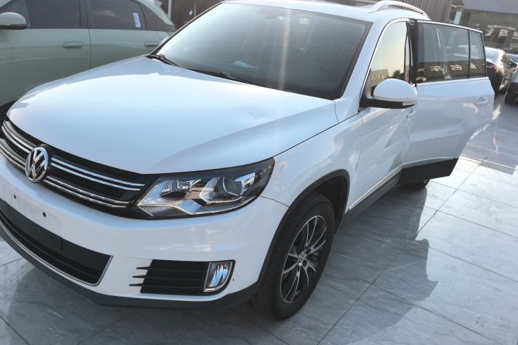 Used Volkswagen Tiguan 2015 1.8TSI Automatic Two-Wheel Drive Luxury Model Exterior 3