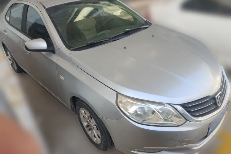 Used Baojun 630 2013 1.5L manual Comfort trim
