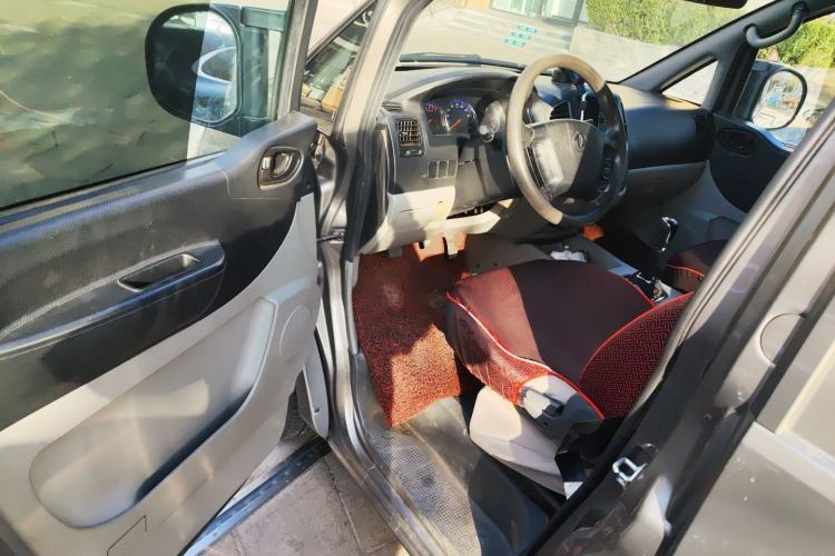 Used FORTHING Lingzhi 2017 V3 1.5L 5-Seater Special Offer Model
