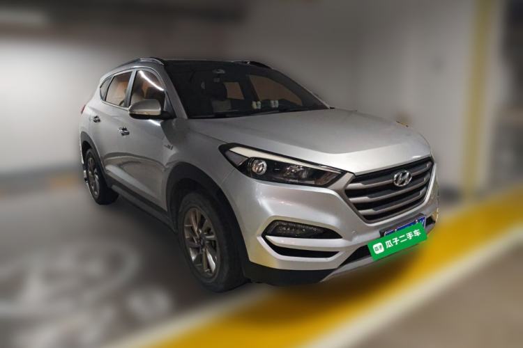 Used Hyundai Tucson 2018 1.6T Dual-Clutch Two-Wheel Drive 15th Anniversary Special Edition
