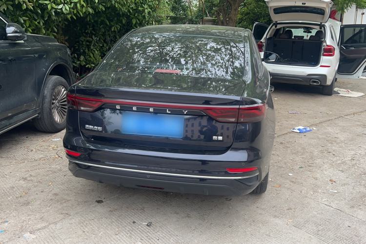 Used Geely Auto Emgrand 2022 4th Generation 1.5L CVT Flagship Model
