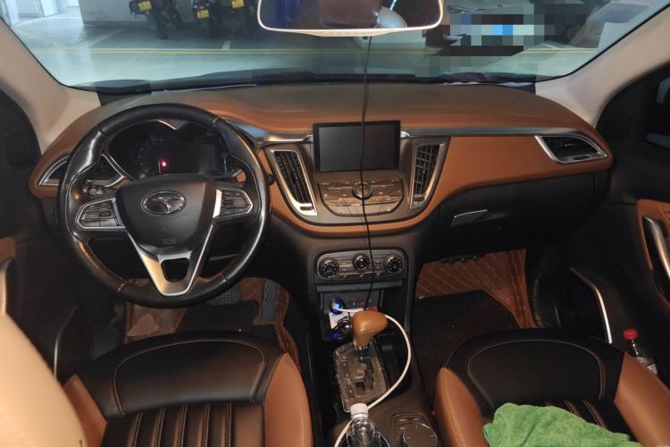 Used Soueast DX7 2015 1.5T Automatic Luxury Model