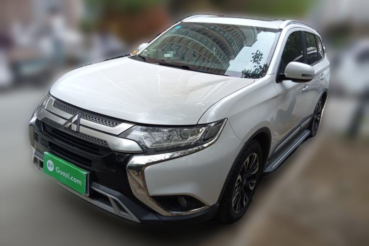Used Mitsubishi Outlander 2019 2.0L Two-Wheel Drive Comfort Edition 5 Seats China V Standard