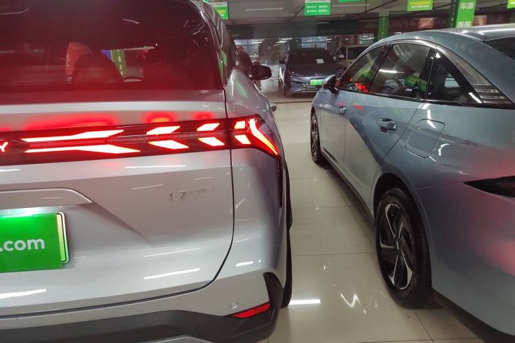 Used Geely Galaxy L7 2025 EM-i 115km Exploration+ Edition