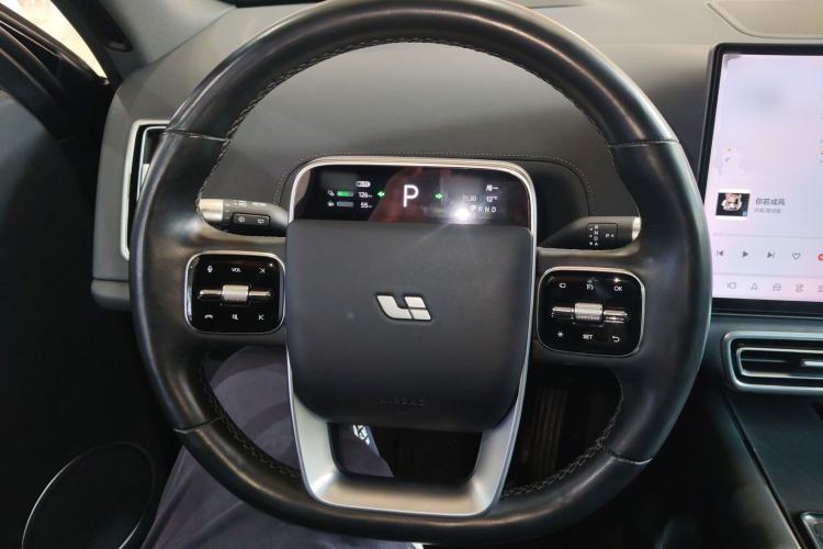 Used Li Auto L8 2023 Pro Model Steering Wheel
